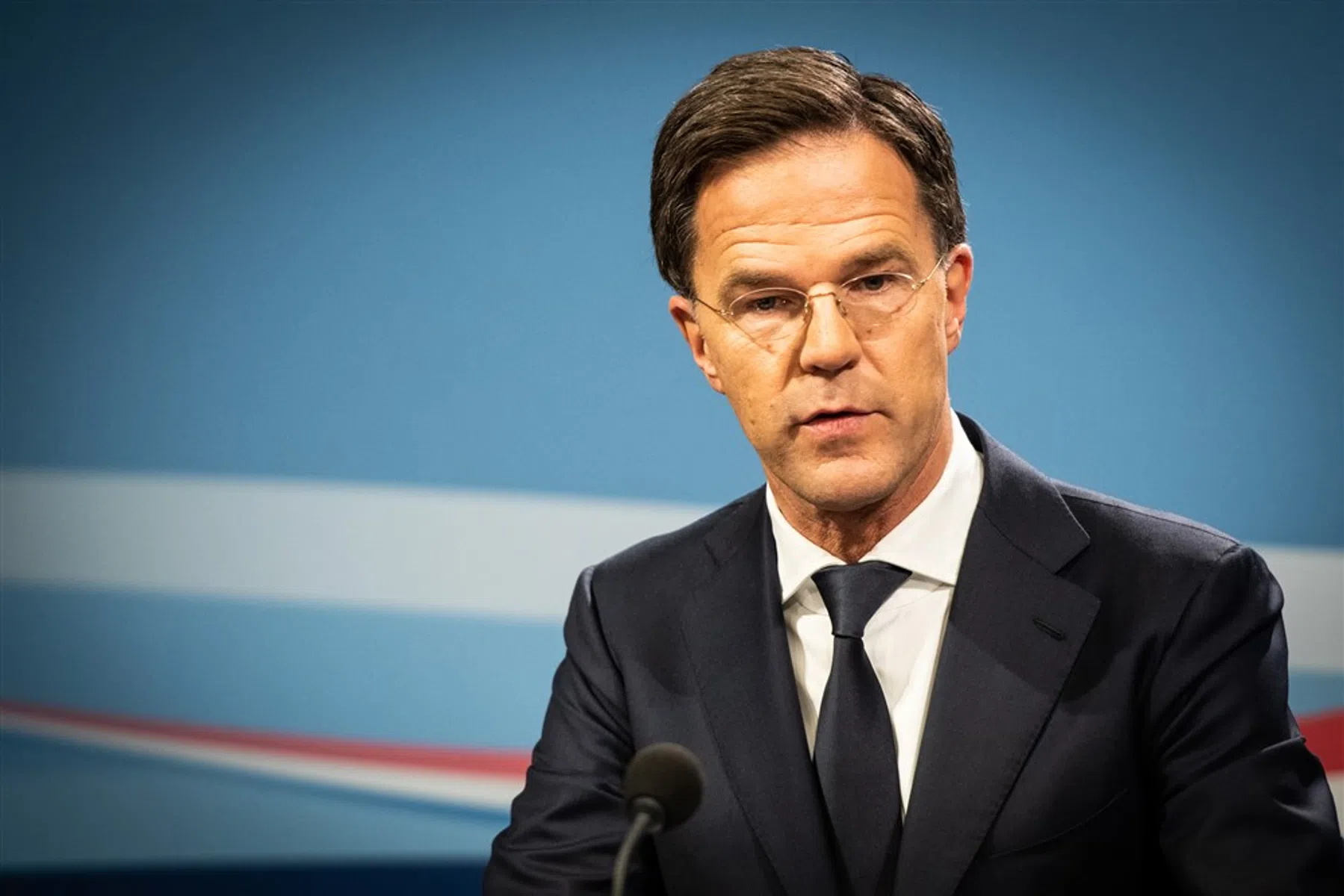 Ook betaald voetbal wacht persconferentie Rutte in spanning af