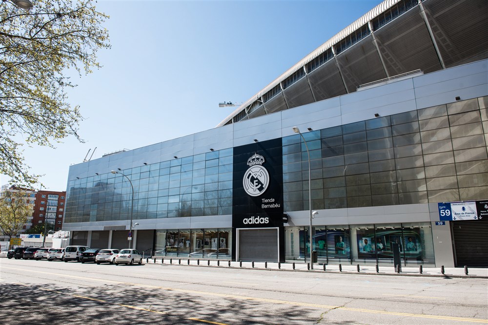 'Real wijkt uit naar ander stadion, Camp Nou tot 2021 gesloten'