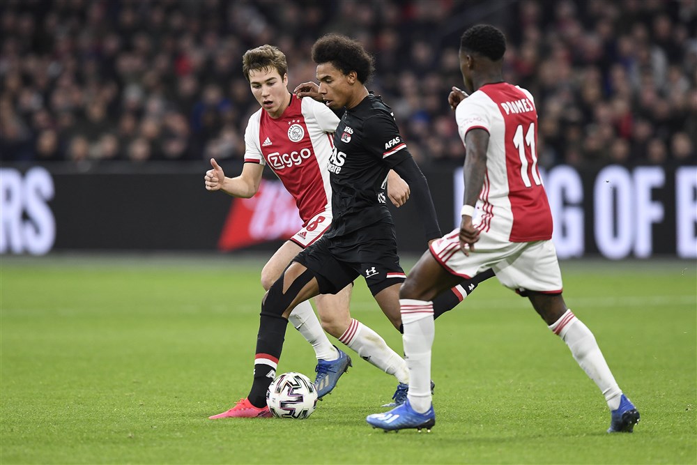 Experts duiden het juridische moeras waarin de Eredivisie kan wegzakken