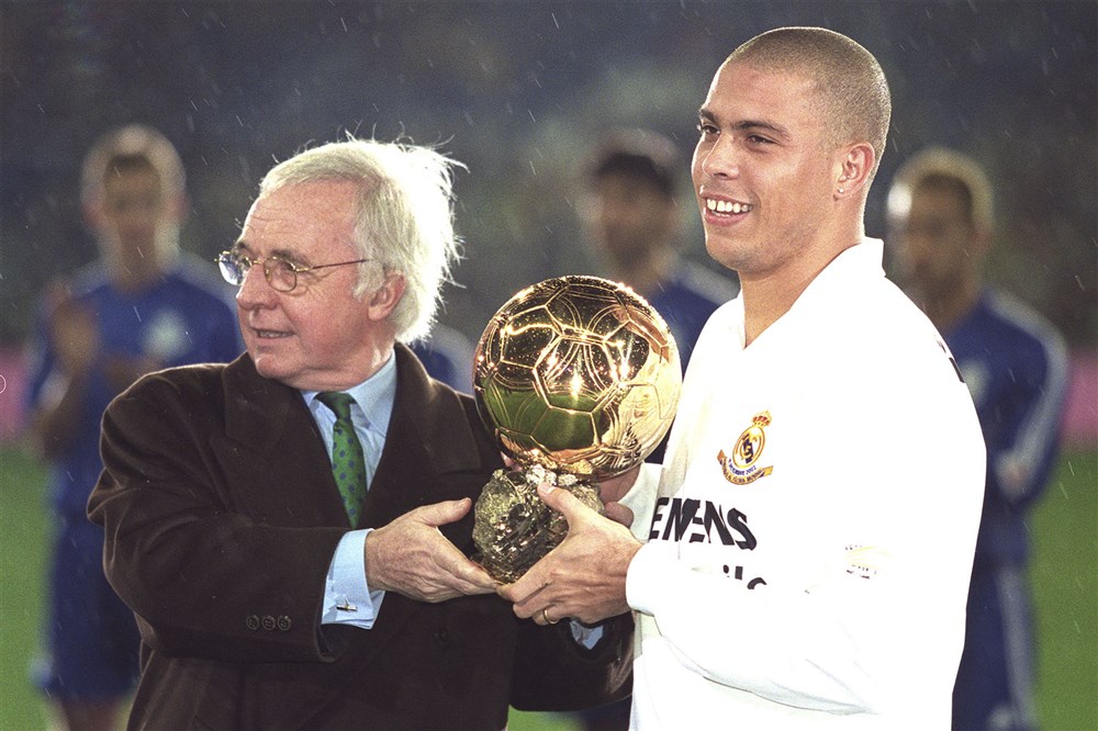 De eerste Ronaldo met een staande ovatie op Old Trafford kwam uit Brazilië