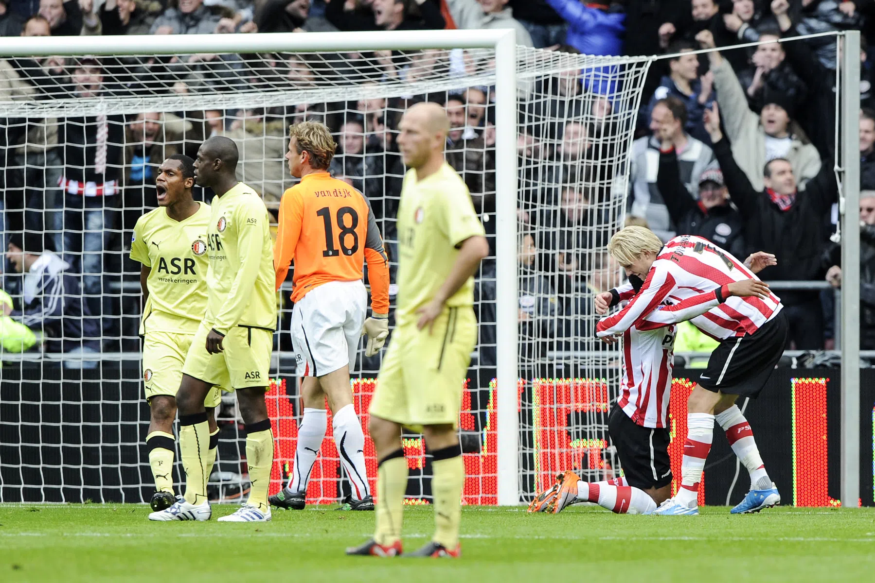 Tien jaar na 10-0; de slechtste film van Feyenoord in Eindhoven