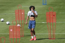 Thumbnail for article: 'Ongemotiveerde' Zirkzee heeft opeens te maken met concurrentie