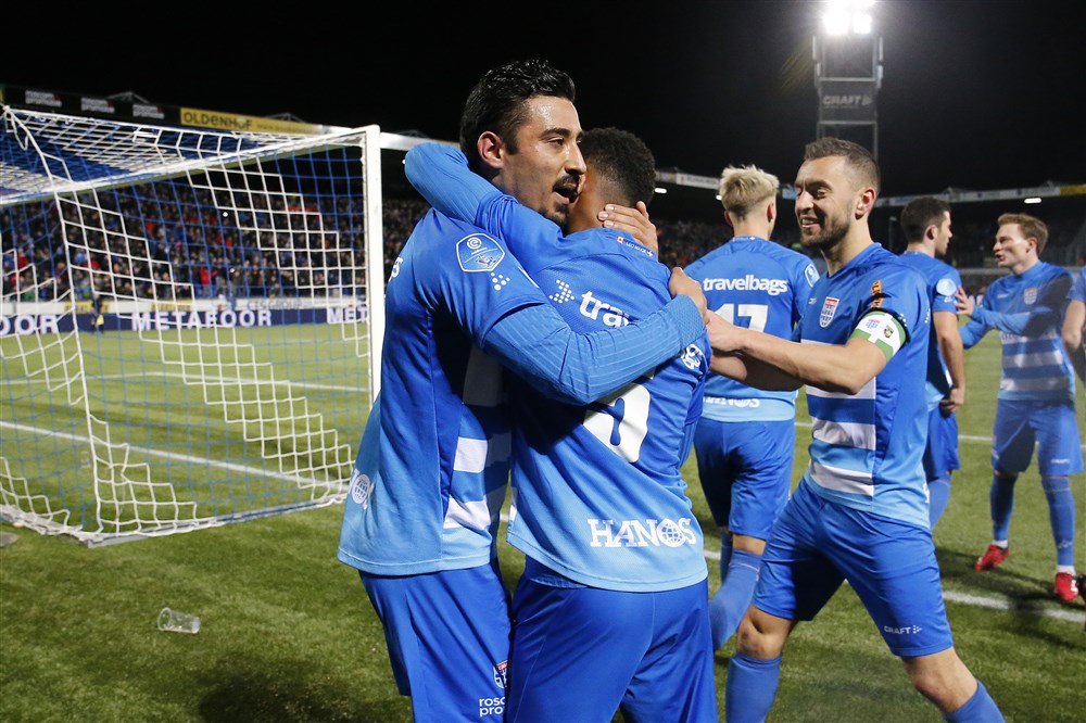 'Misschien moet je zeggen: mensen boven de zeventig mogen niet naar het stadion'