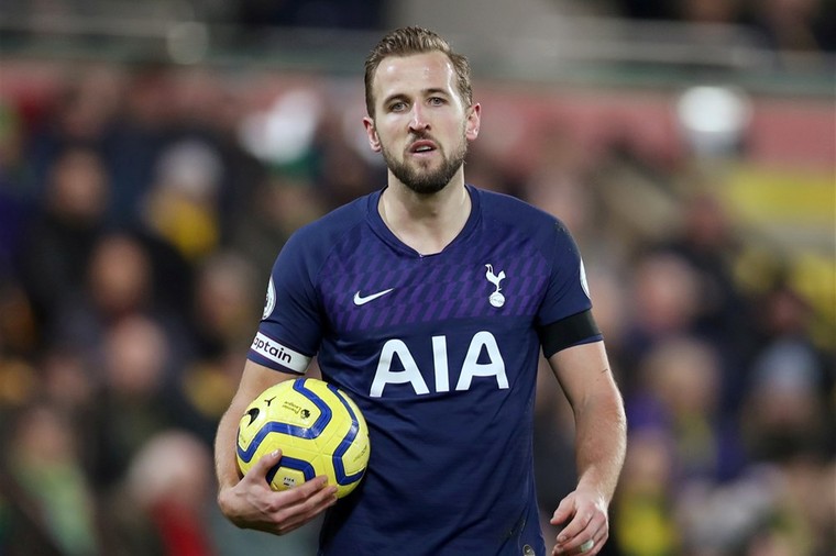 Duidelijk advies ervaringsdeskundige Berbatov voor Kane