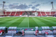 Thumbnail for article: Minister schetst scenario voor zeker een jaar spookduels in Eredivisie