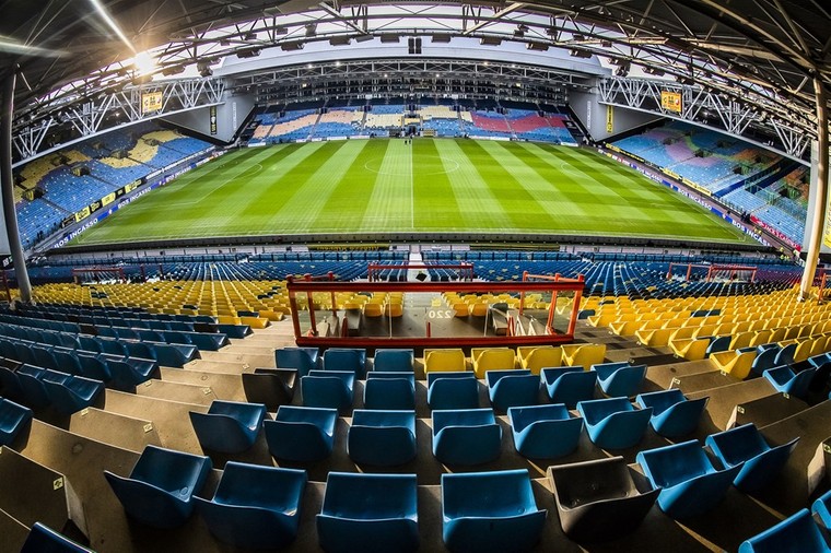 Rechtszaak tussen Vitesse en huisbaas Gelredome dreigt