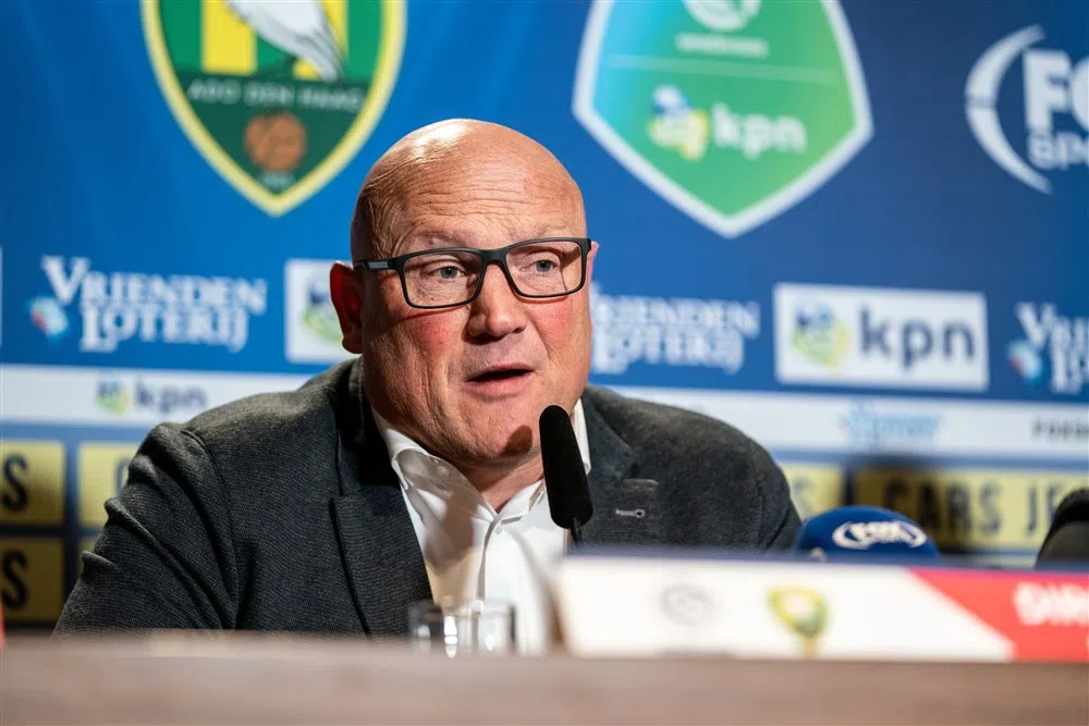 ADO breekt ondanks doorlopend contract met assistent Heesen 