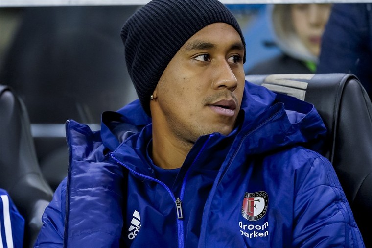 Feyenoord houdt niets over aan vertrek Tapia