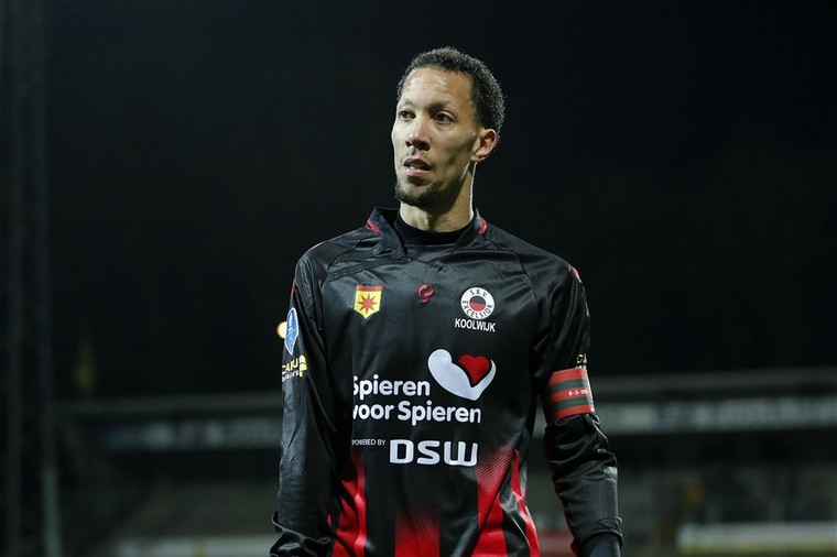 Koolwijk tekent bij Almere City: 'Strijden om promotie naar de Eredivisie'