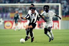 Thumbnail for article: Keiharde clash tussen Seedorf en Davids op historische avond in Amsterdam