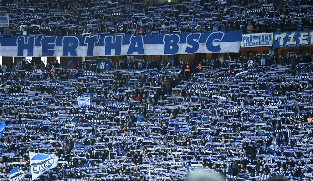 Van kolkend stadion naar lege arena bij Berlijnse derby: fans walgen ervan