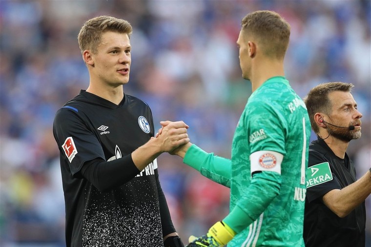 Niet iedereen juicht om Bayerns contractnieuws over onomstreden Neuer 