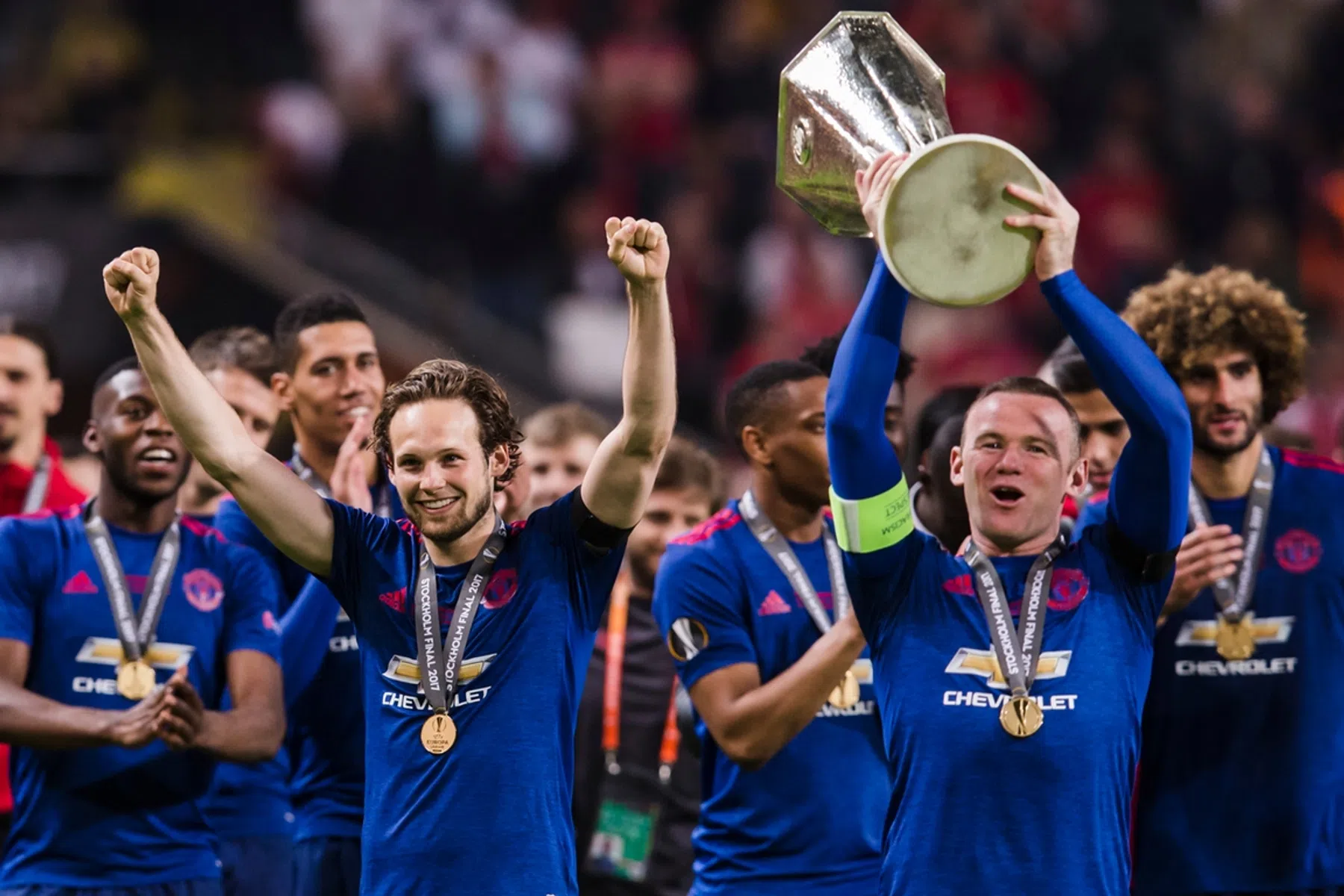 Tweet Blind wekt verbazing, Van Gaal sloeg Van Persie op WK 2014