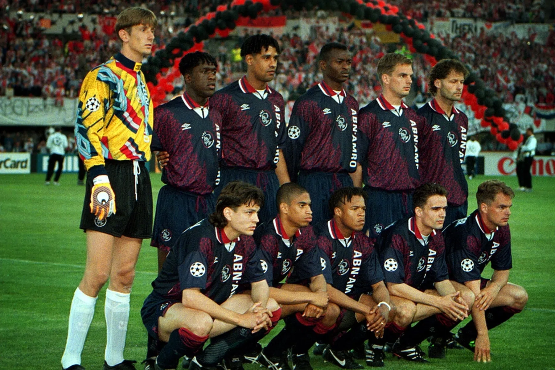 Analyse: zo speelde het onverslaanbare Ajax van Louis van Gaal