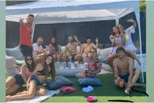 Thumbnail for article: Foto's van feestende Luuk de Jong zorgen voor ophef in Spanje