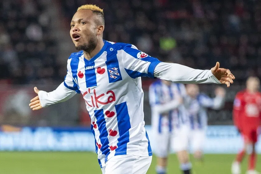 SC Heerenveen laat miljoenenbod op Ejuke lopen