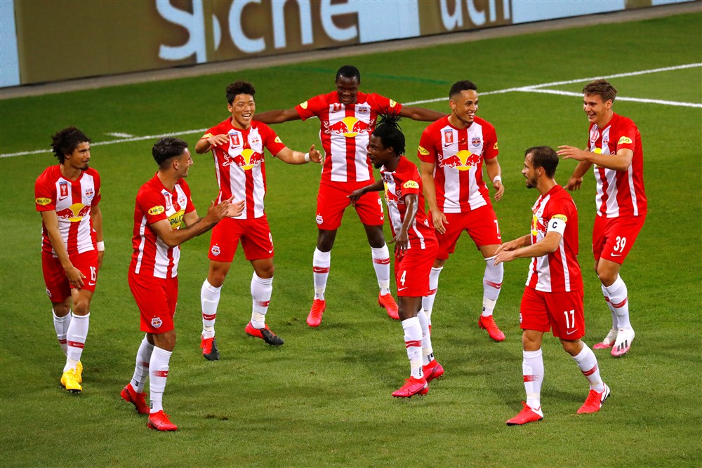 Hervatting Oostenrijkse voetbal dubbel feest voor Red Bull Salzburg