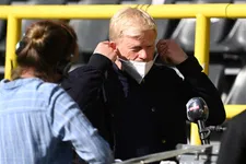 Thumbnail for article: Kahn trapt keihard op de rem: mogelijk geen transfers bij Bayern
