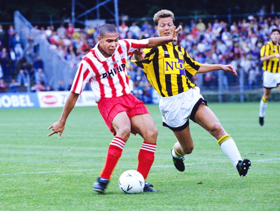 'PSV betaalde tien miljoen gulden te veel voor Ronaldo'