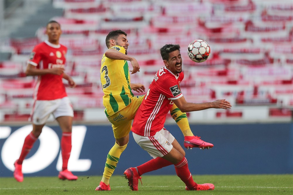 Benfica laat gouden kans liggen in Portugese titelstrijd