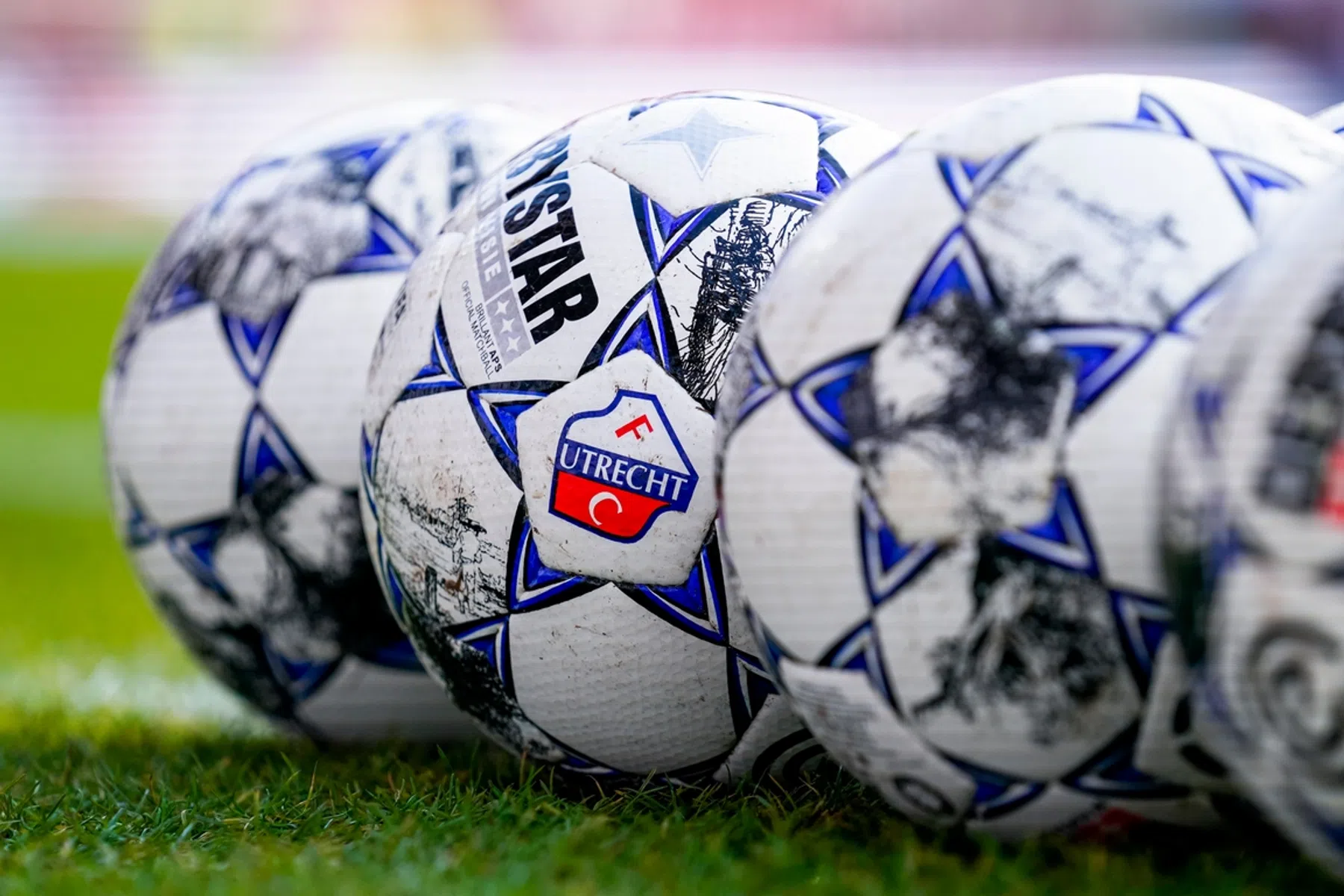 'Transferrestricties in noodplan grootste struikelblok voor de clubs'