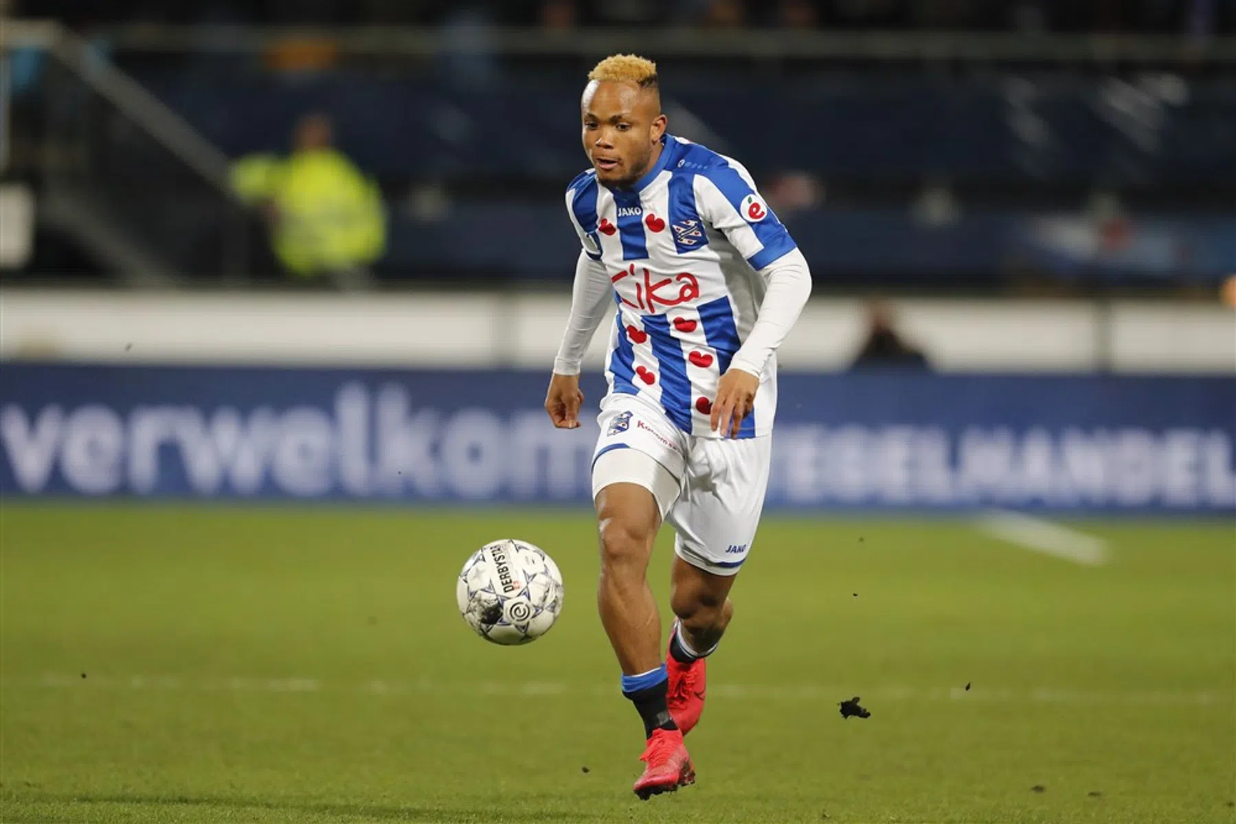 Liverpool testte Ejuke af: 'Voelde alsof ik mijn familie had teleurgesteld'