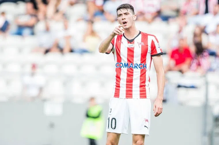Van Amersfoort beëindigt lange wachten in Ekstraklasa met dubbelslag