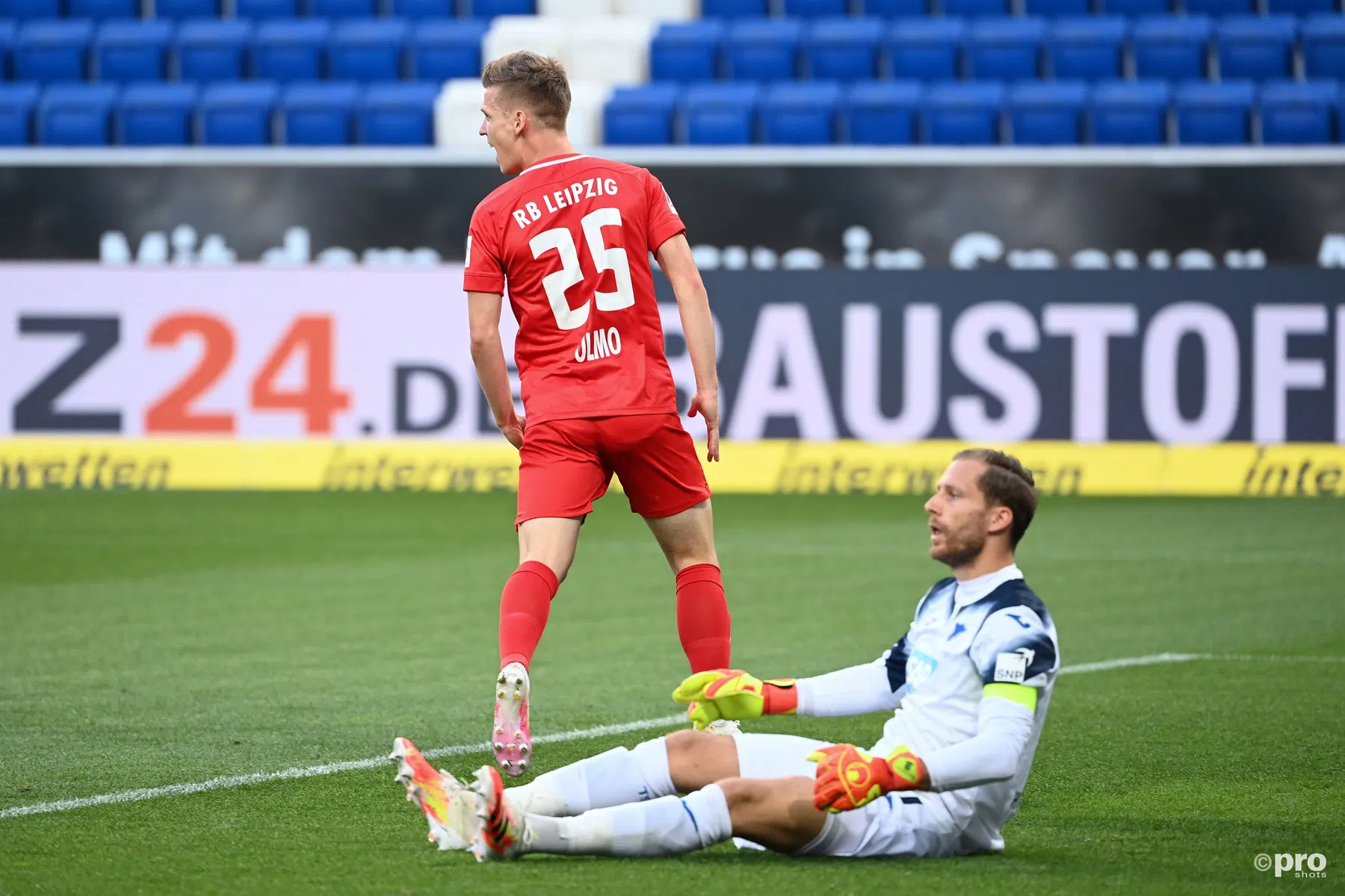 Razendsnelle dubbelslag velt Hoffenheim in eerste duel na breuk met Schreuder