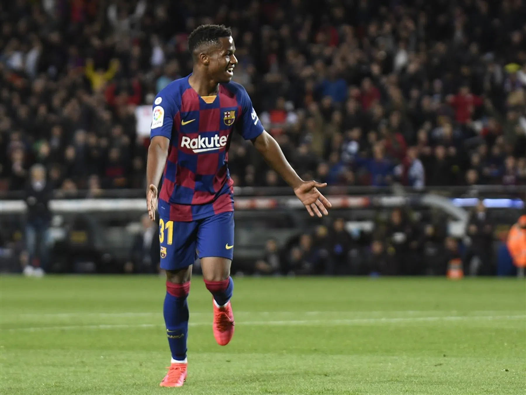 Fati treedt bij Barcelona in voetsporen Bojan: 'Indrukwekkend'