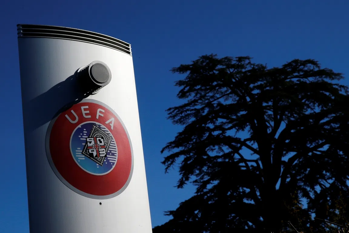 UEFA vreest transferchaos en komt met adviesdatum Deadline Day