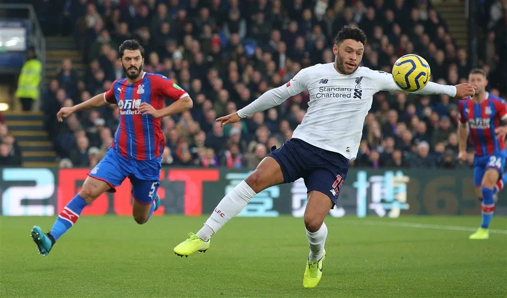 Palace lacht om enorme aandacht voor Liverpool, VI helpt bij verwijderen kunstgras
