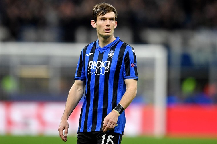 De Roon schlemiel van Atalanta met pegel in eigen doel