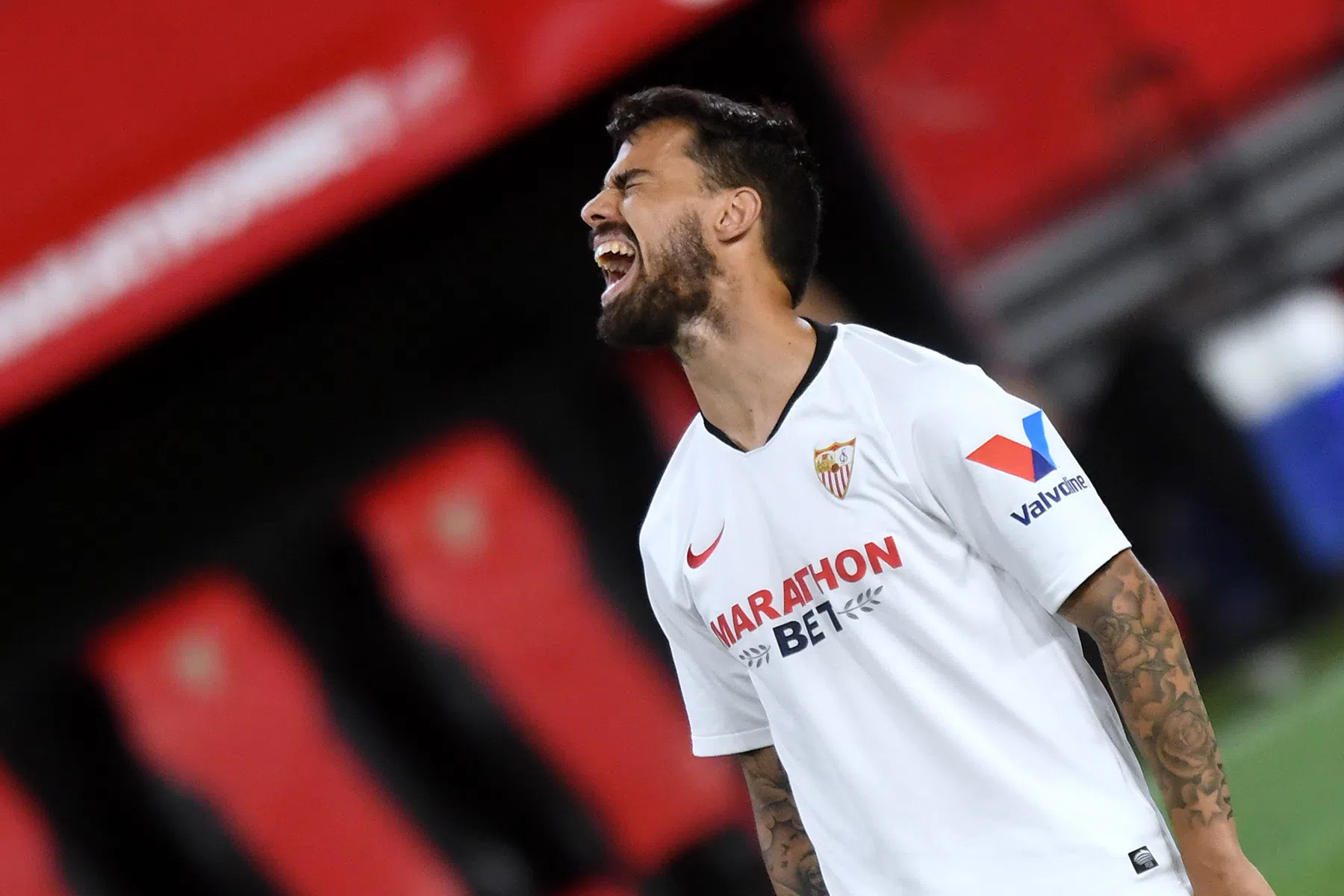 Gewisselde De Jong ziet Sevilla weer punten morsen in jacht op CL-ticket