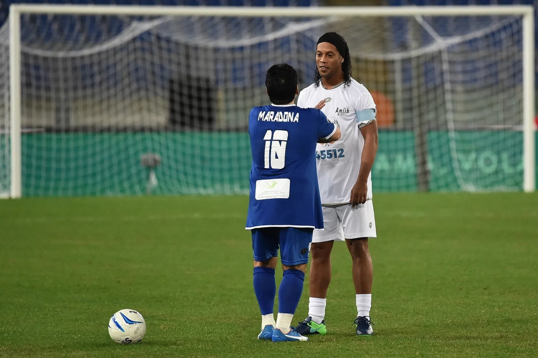 'Ronaldinho staat open voor sensationele samenwerking met Maradona'