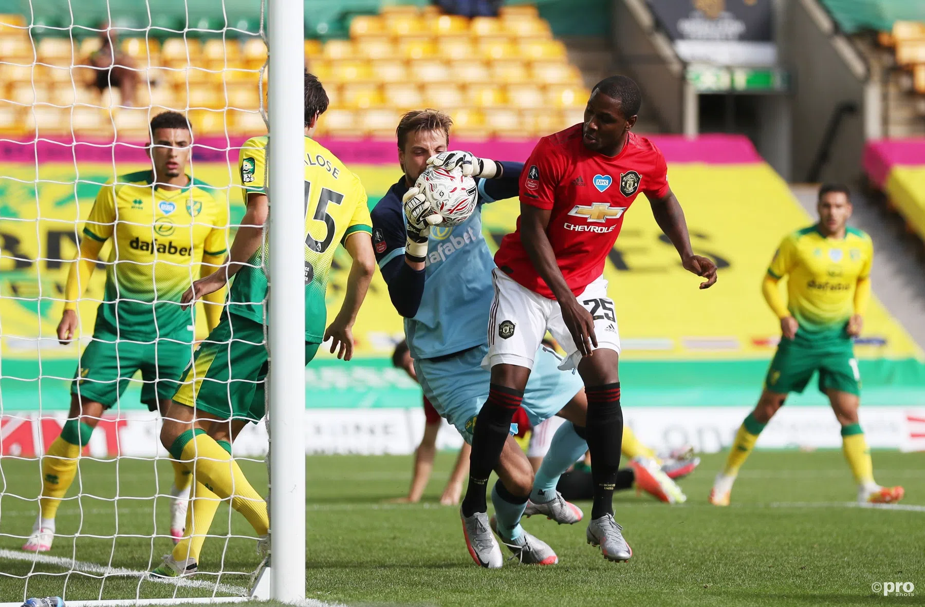 B-keus Man Utd ontneemt pas in slot verlenging Krul heldenrol