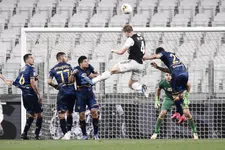 Thumbnail for article: De progressie van De Ligt: 'Als Sarri hem er nog uit haalt, krijgt hij heel Italië achter zich aan'

