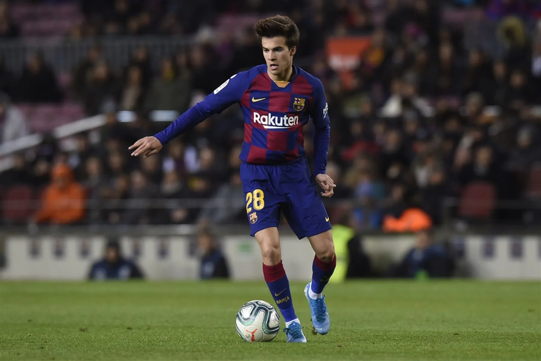 Riqui Puig verspreidt de geur van Xavi en Iniesta