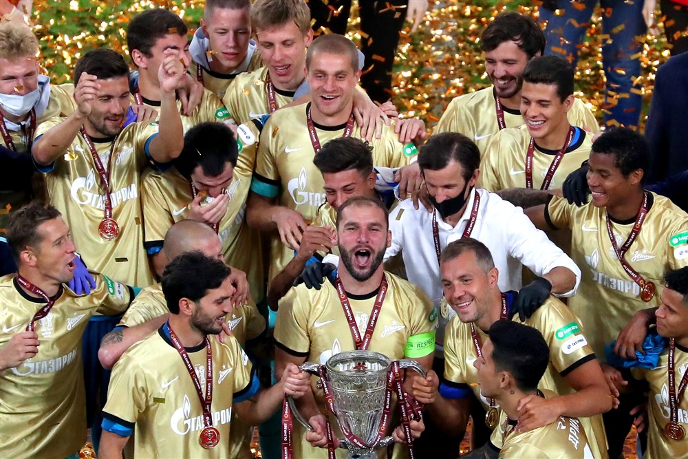 Spelers Zenit slopen beker, streep door meest overbodige wedstrijd ooit