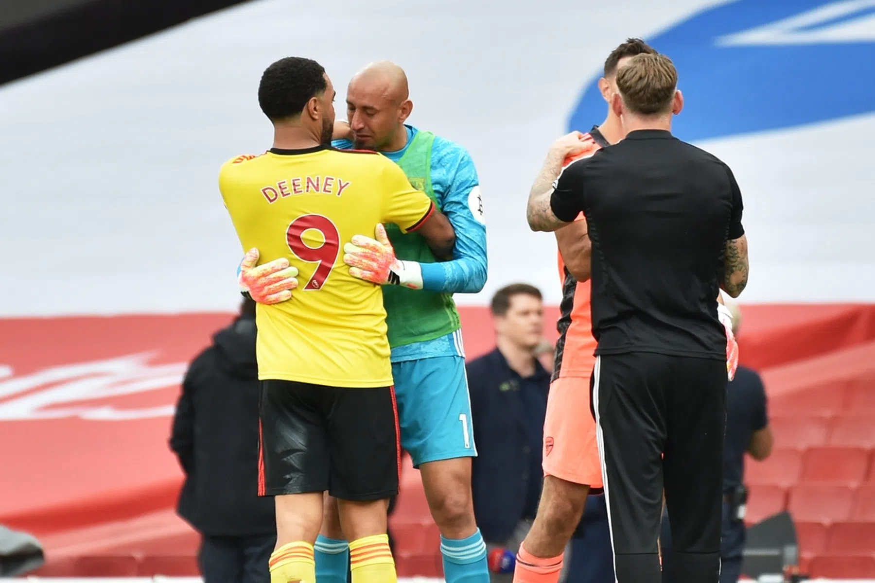 Emotioneel afscheid Gomes bij Watford: 'Jullie verdienden beter'