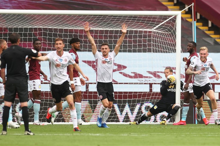 'Gedupeerd Bournemouth denkt aan schadeclaim vanwege Hawk-Eye-misser'
