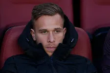 Thumbnail for article: 'Rebel Arthur ontbreekt op training, Barça beraadt zich op sancties'