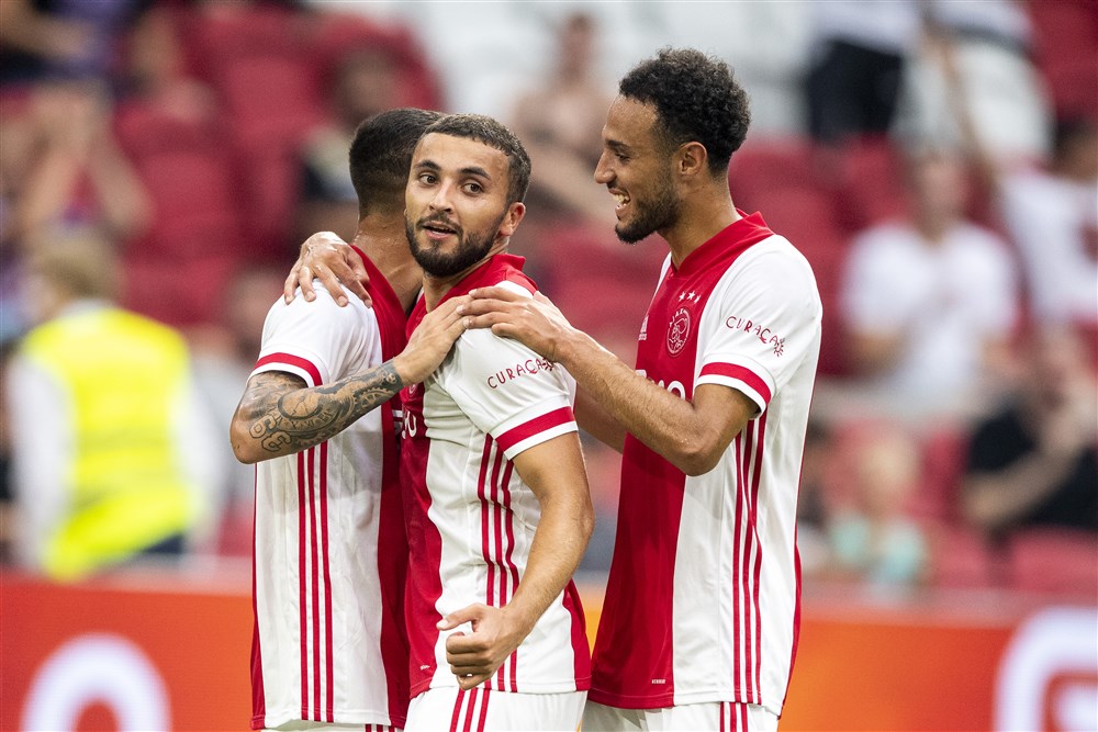 Labyad geeft visitekaartje af bij ruime zege Ajax op FC Utrecht