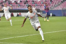 Thumbnail for article: Historische afgang voor Barcelona: Bayern wint met 2-8 (!)