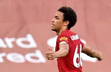 Thumbnail for article: Alexander-Arnold troeft alle Man Utd-troeven af en heeft primeur te pakken