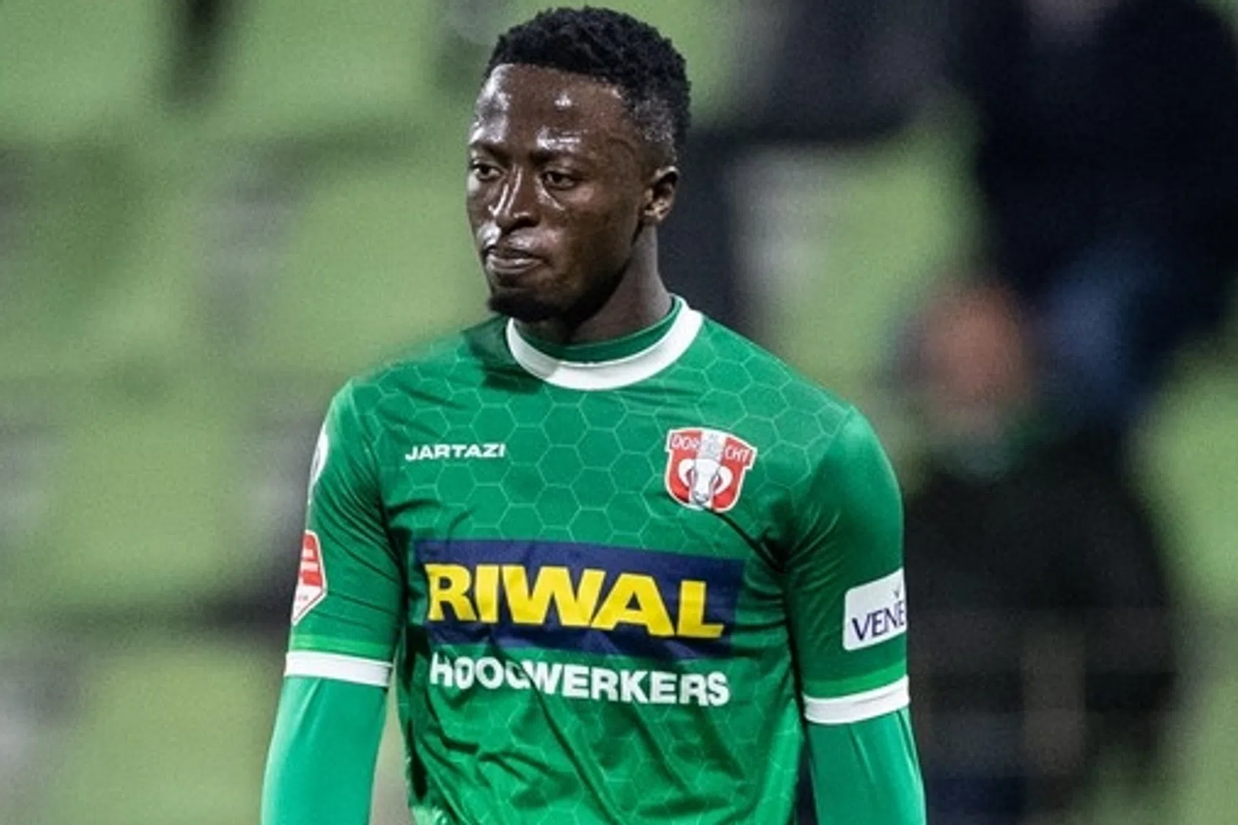 FC Dordrecht ondergaat facelift: club legt wéér nieuwe spelers vast