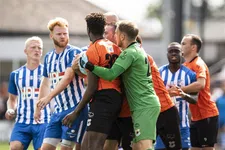 Thumbnail for article: Vlam in de pan bij laatste test Eindhoven: Brandts haalt zijn ploeg van het veld