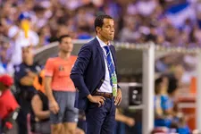 Thumbnail for article: Verbijsterde Bicentini baalt van bondsvoorzitter én Hiddink na curieus vertrek