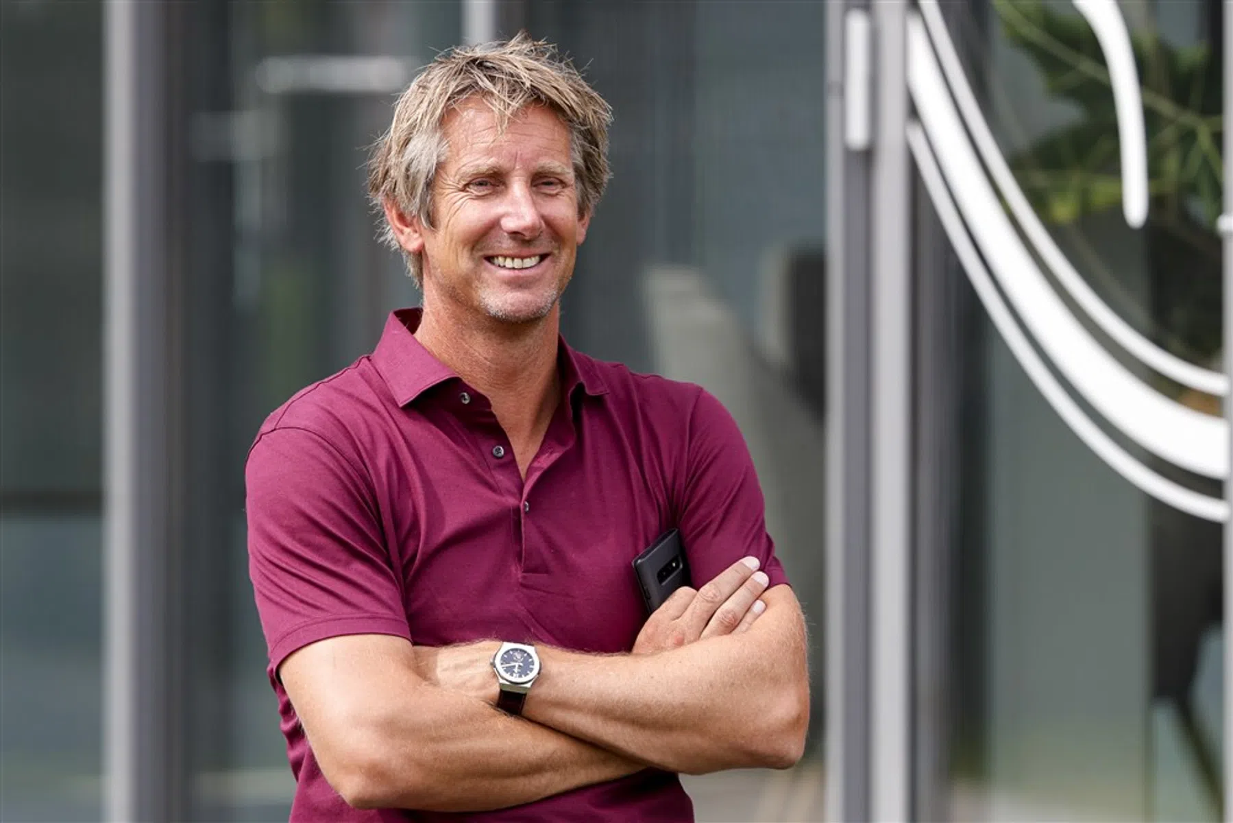Van der Sar over transfers, corona en het derde shirt: 'Iedereen snakt naar Ajax'
