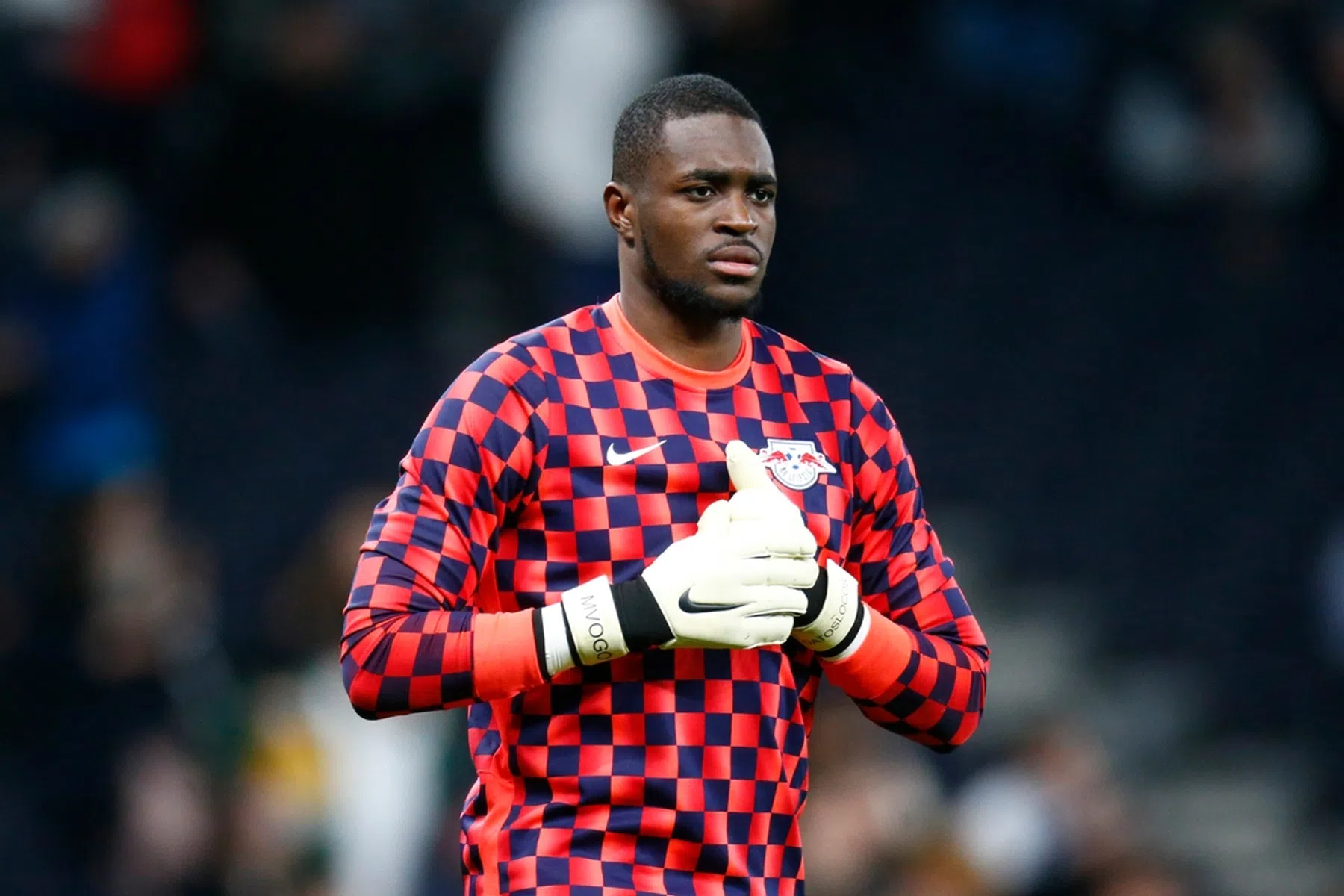 Schmidt heeft eerste aanwinst bijna binnen: Mvogo op weg naar PSV