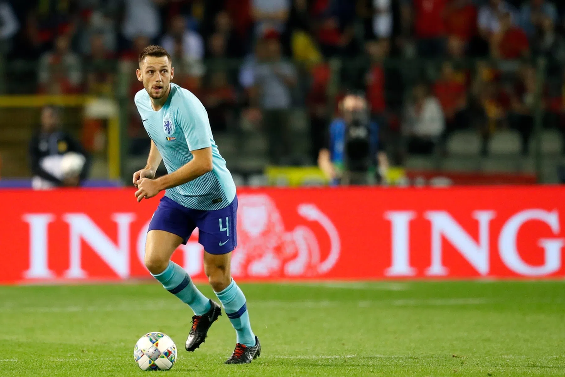 Eerste basisplaats in bijna twee jaar lonkt voor De Vrij bij Oranje